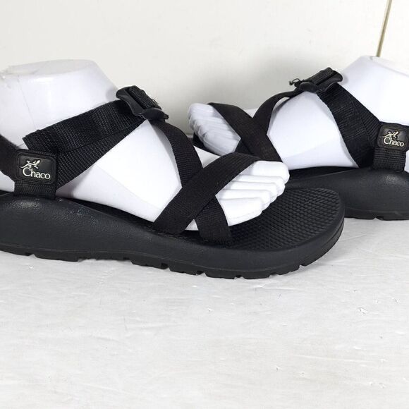 Chaco women’s Z/1 Classic Size US 10 Black Strappy Outdoor Sport Sandals Shoes - Picture 11 of 16